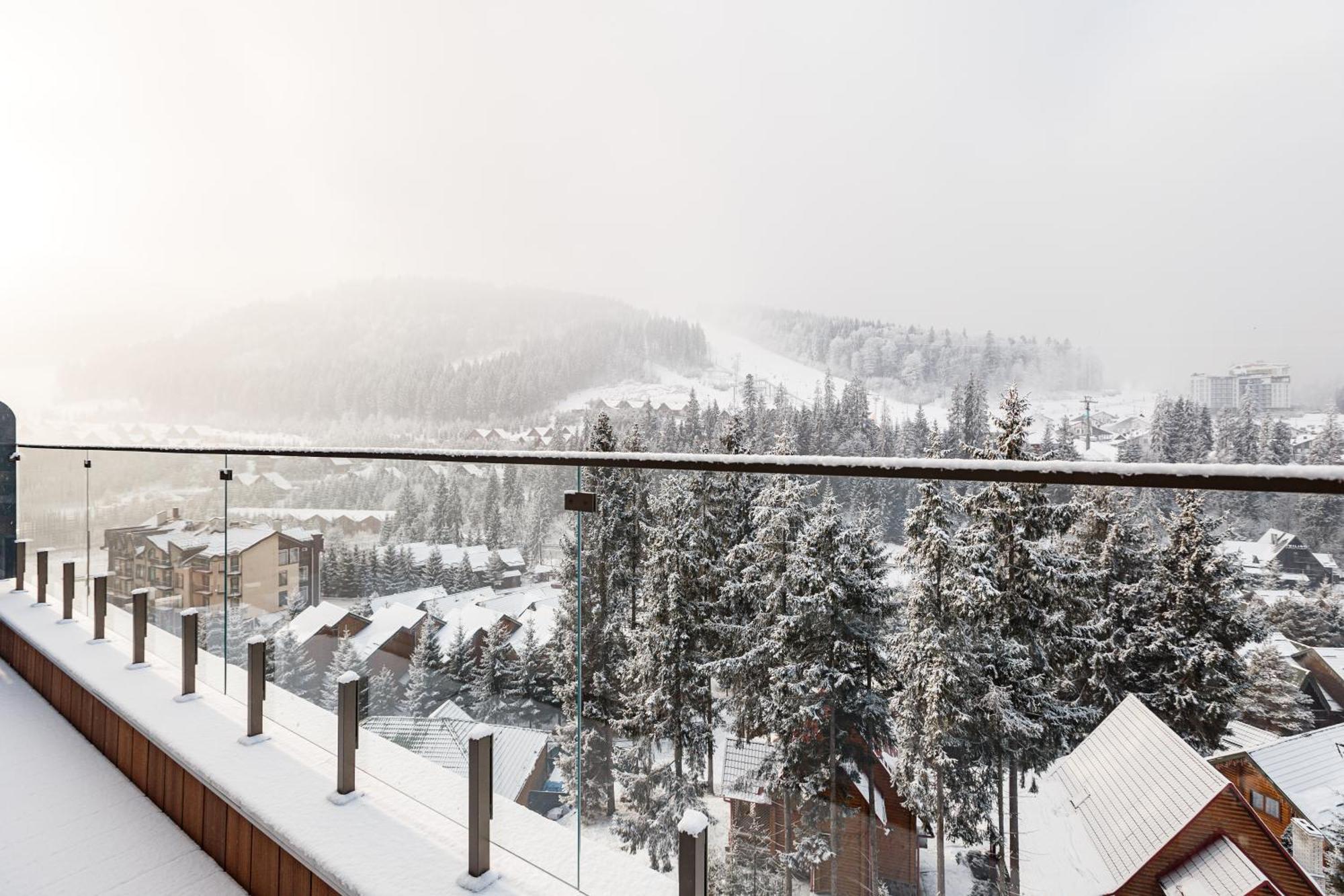 Tavel Hotel & Spa Bukovel Bagian luar foto